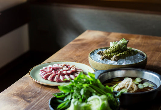 「夏においしい。河内鴨のわさび鍋。」はじまりました。