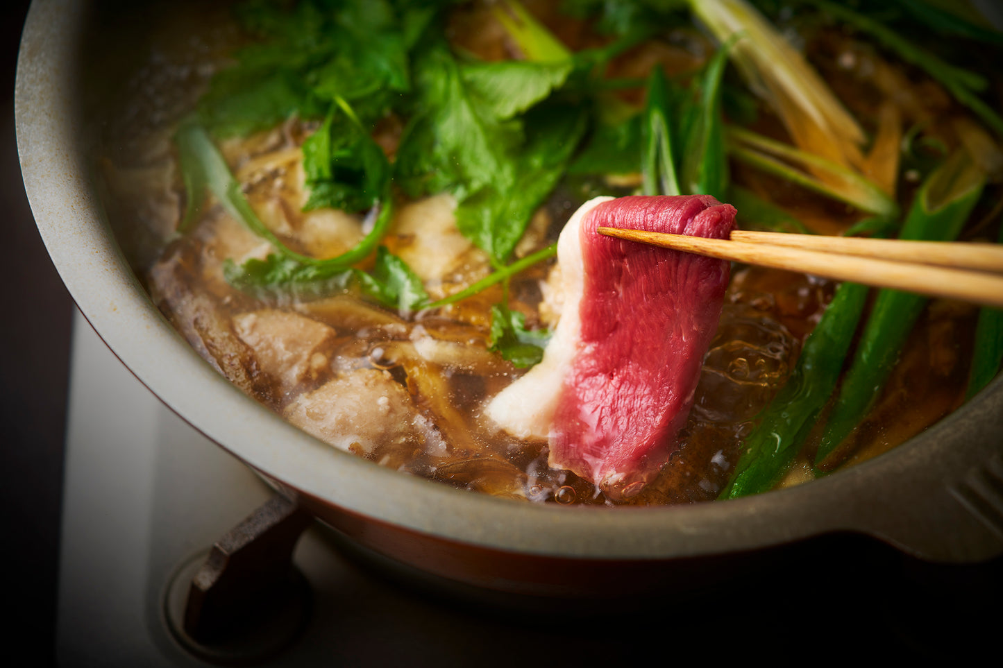 河内鴨ロースをしゃぶしゃぶしてお召し上がりください